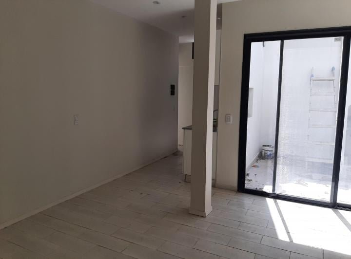 Posto importación – foto 1