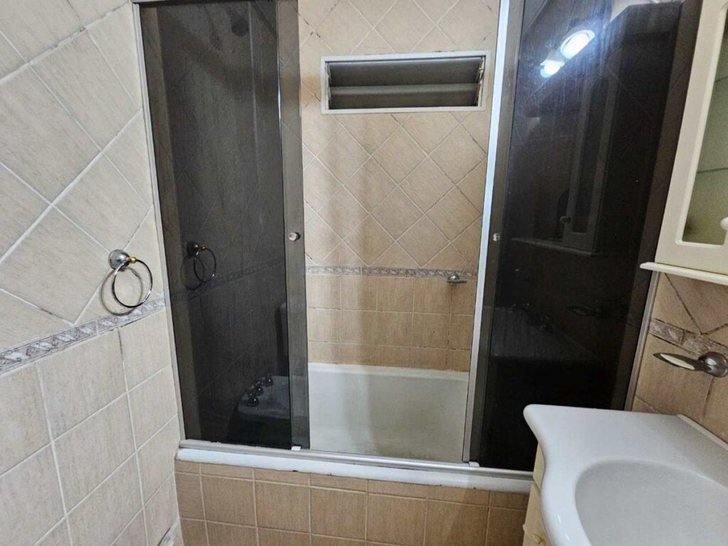 2069271852