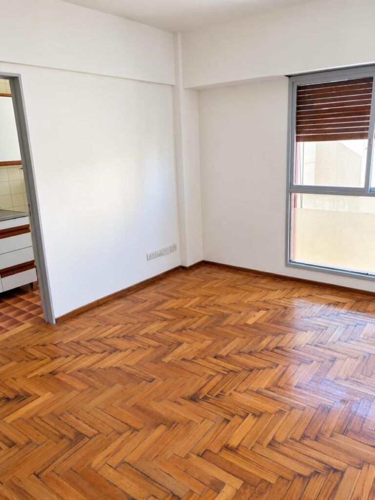 Posto importación – foto 1