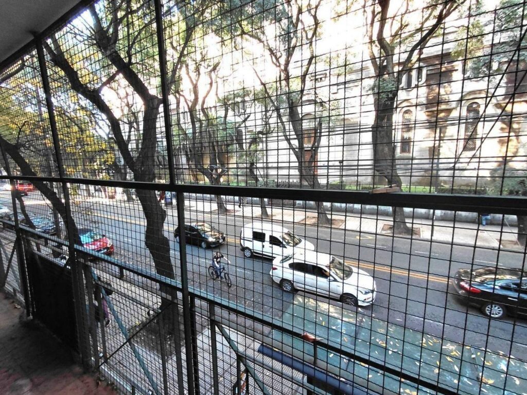 Posto importación – foto 1