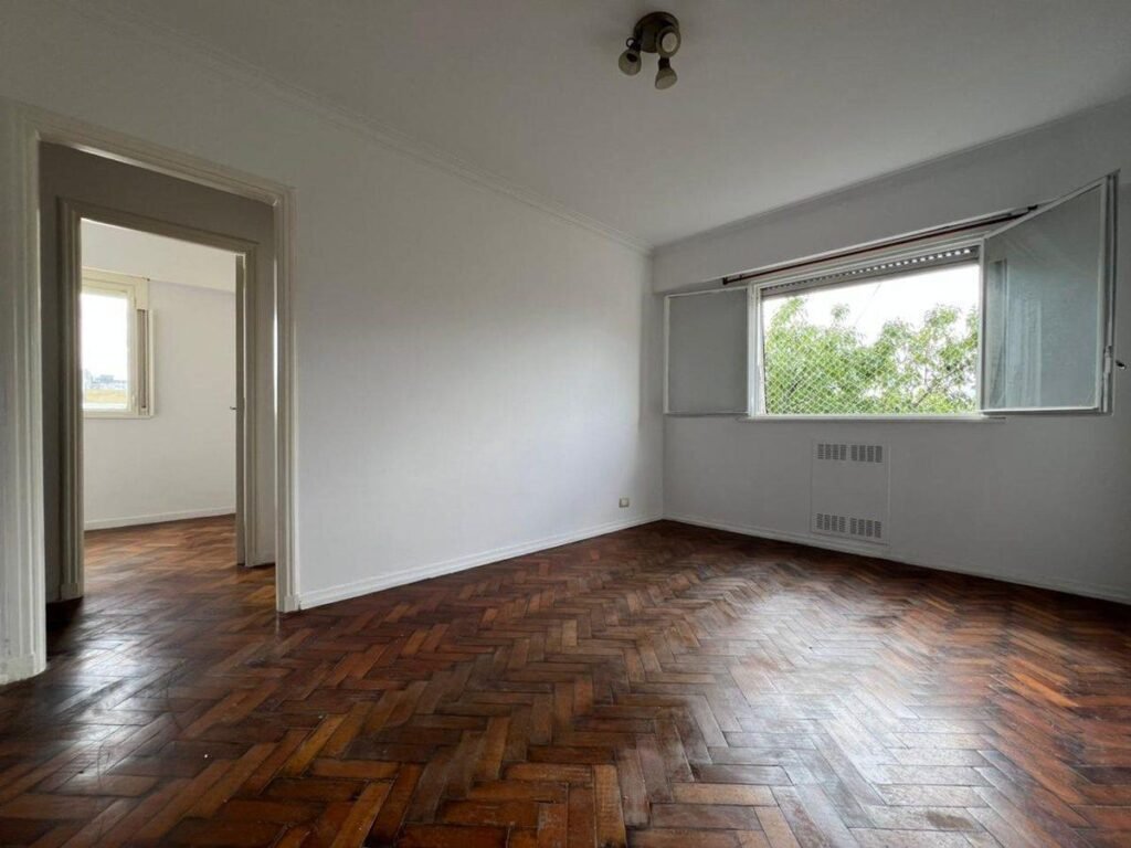 Posto importación – foto 1