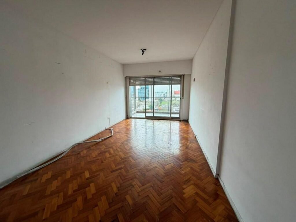 Posto importación – foto 1